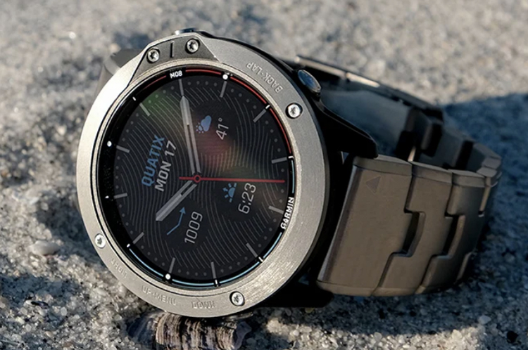 Garmin представила смарт часы Quatix 6X Solar с поддержкой подзарядки солнечной энергией