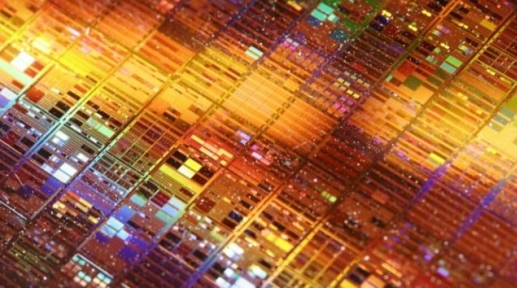 Очередь за передовыми техпроцессами TSMC может увеличить компания Intel
