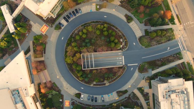 Коронавирус: съёмка с дрона демонстрирует опустевший кампус Microsoft