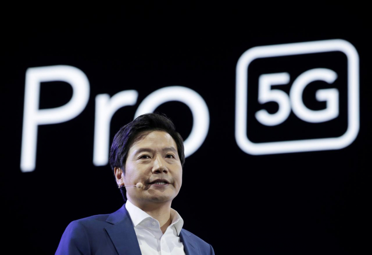 Глава Xiaomi призывает китайскую индустрию смартфонов как можно скорее вернуться к работе